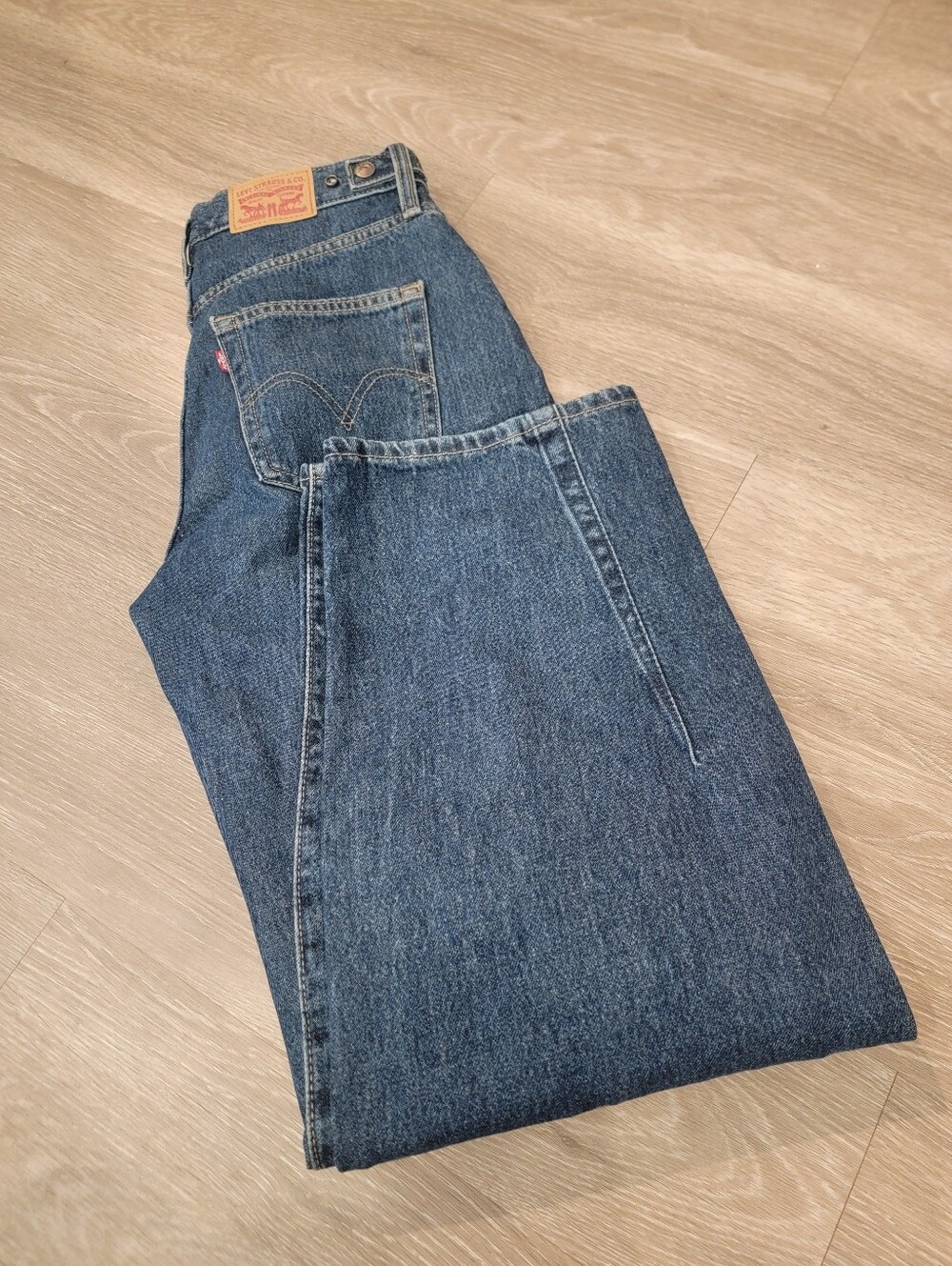 Levi Srauss & CO Barrel Jeans